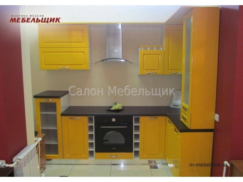 желтая угловая кухня из мдф в Тольятти