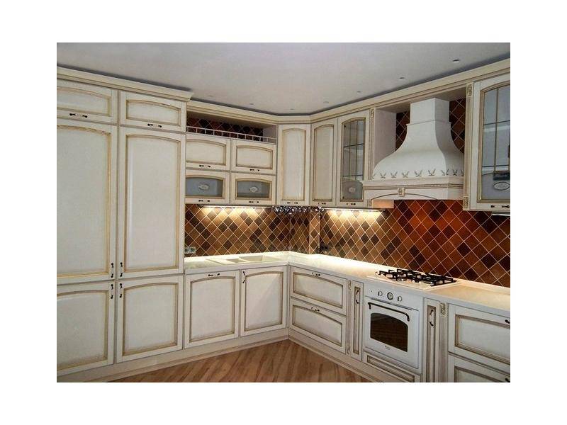 большая угловая кухня в Тольятти
